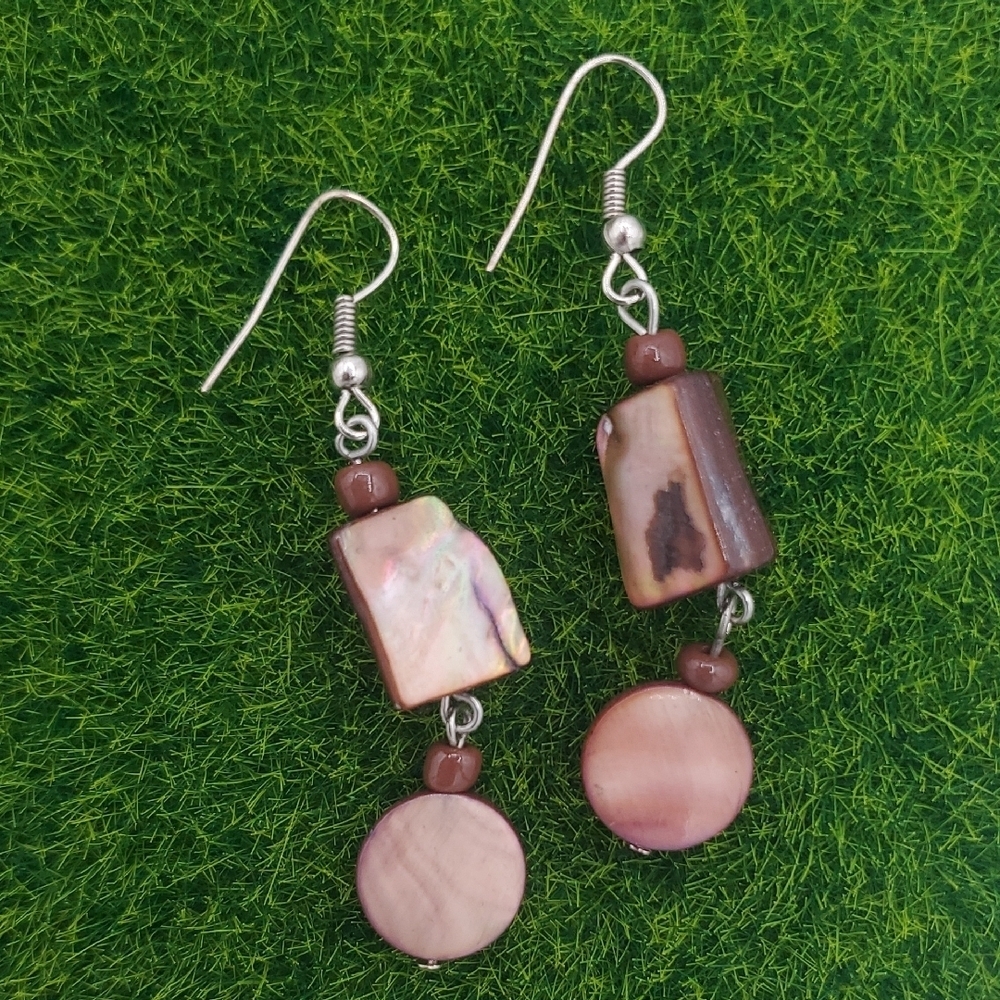 The Tropics Mother Of Pearl Neutral‎ Earth Earrings E1018